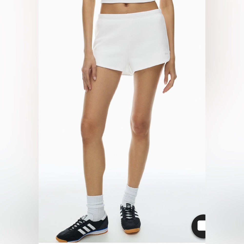 Aritzia Black dolphin shorts